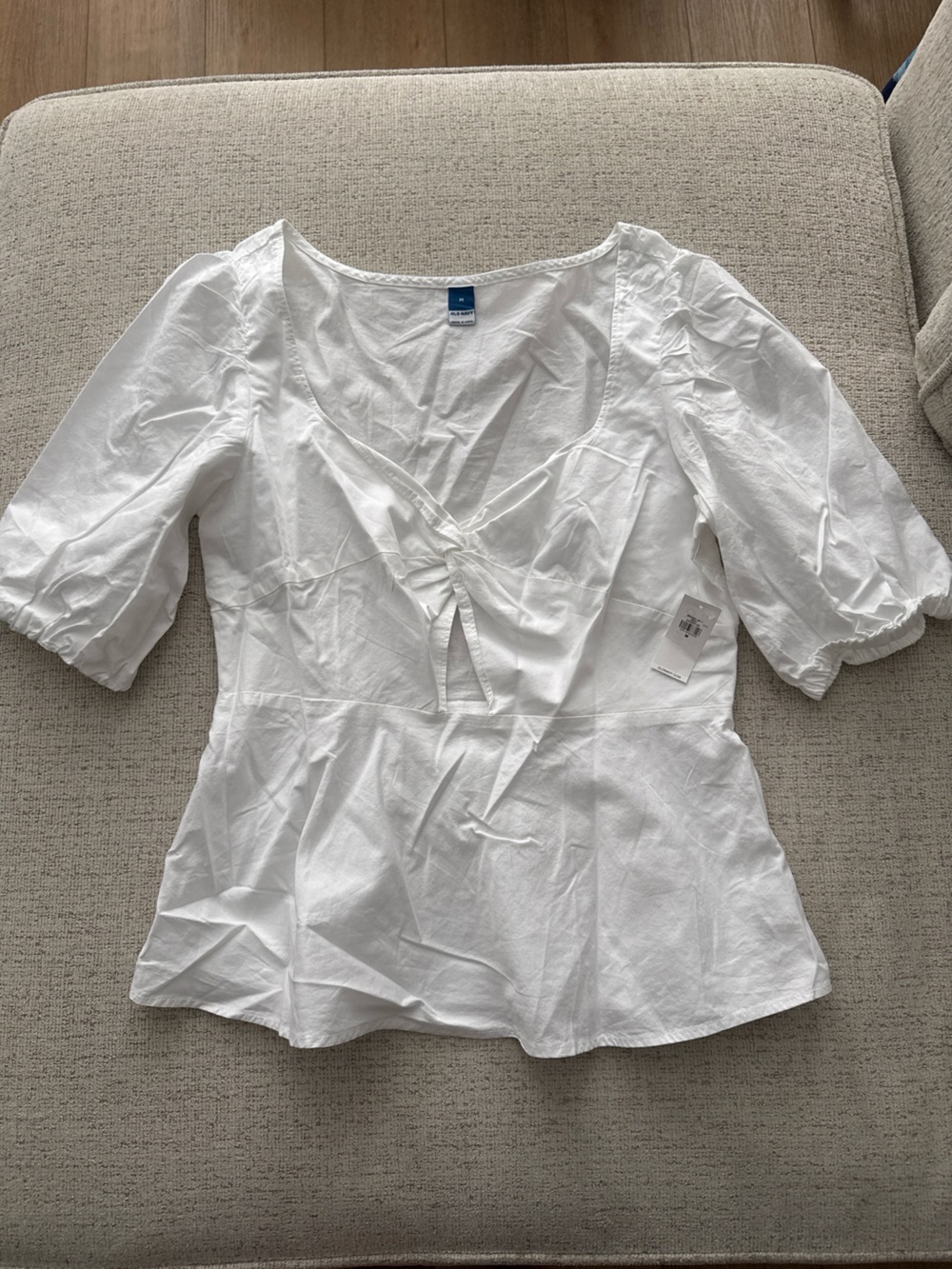 White Tie-Front Puff Sleeve Top